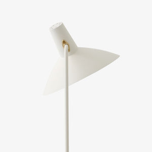 Tripod HM8 Floor Lamp