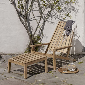 Between Lines Deck Stool