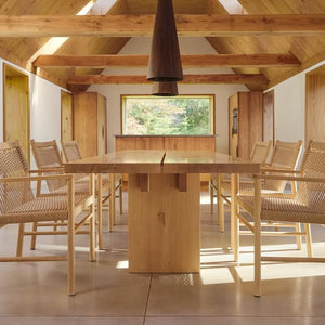 MG209 | Plank Dining Table