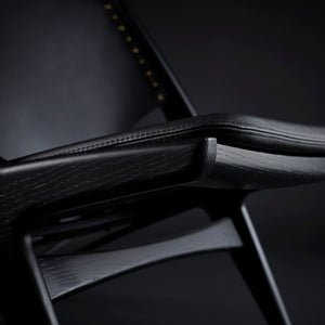 Krysset Lounge Chair