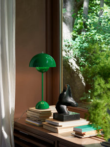 Flowerpot VP3 Table Lamp