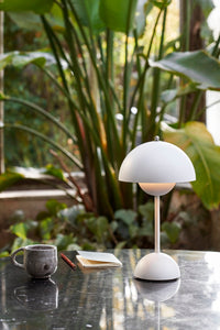 Flowerpot VP9 Portable Table Lamp