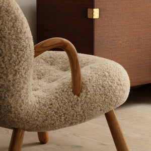 Clam Chair