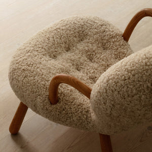 Clam Chair