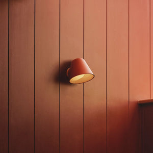 Mütze Wall Light