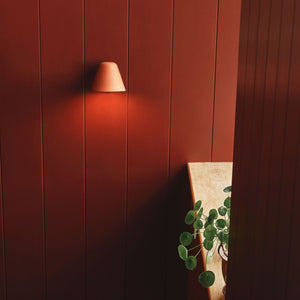 Mütze Wall Light