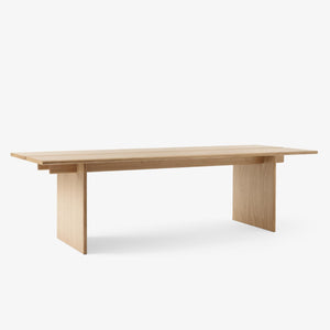 Ita Dining Table