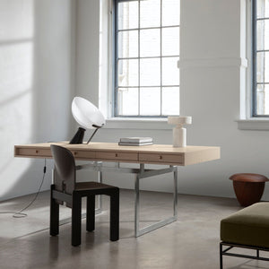 Aida Lamp