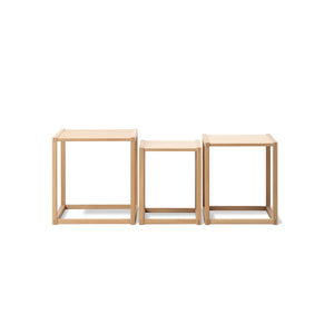 BM375 Nesting Tables