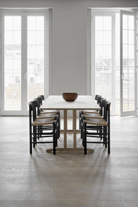 Mogensen C18 Table