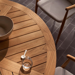 E022 | Embrace Outdoor Table