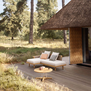 E00S | Embrace Outdoor Sofa
