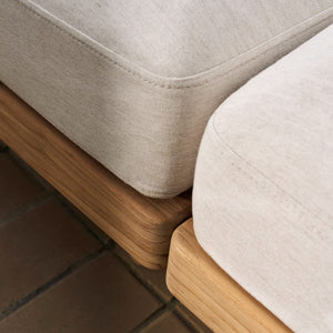 E00S | Embrace Outdoor Sofa