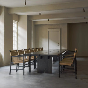 MG209 | Plank Dining Table
