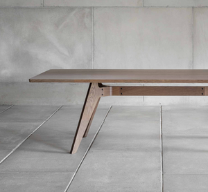 The Lavitta Dining Table