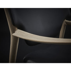 Veng Lounge Chair