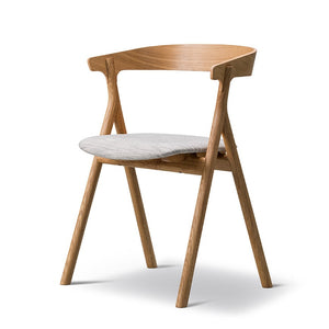 Yksi Chair