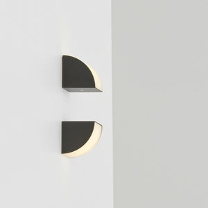 Phase Wall Light