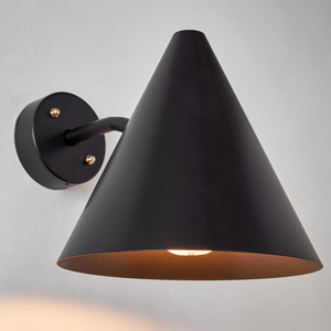 Tratten Wall Light
