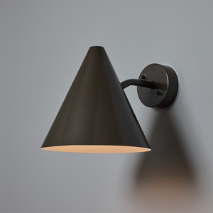 Tratten Wall Light